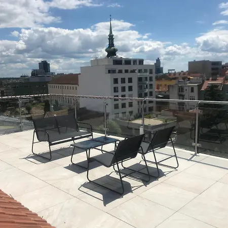 V Nebi Deluxe Appartement