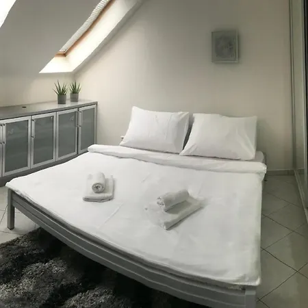 V Nebi Deluxe *
